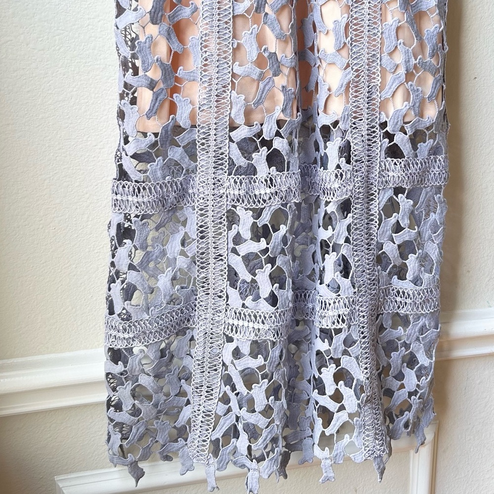 Elliatt Tingle Floral Crochet Lace Overlay Midi Dress Lilac Grey Purple Nude M - Picture 12 of 16